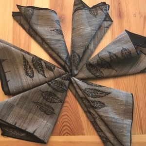 6 Placemats and 6 Napkins